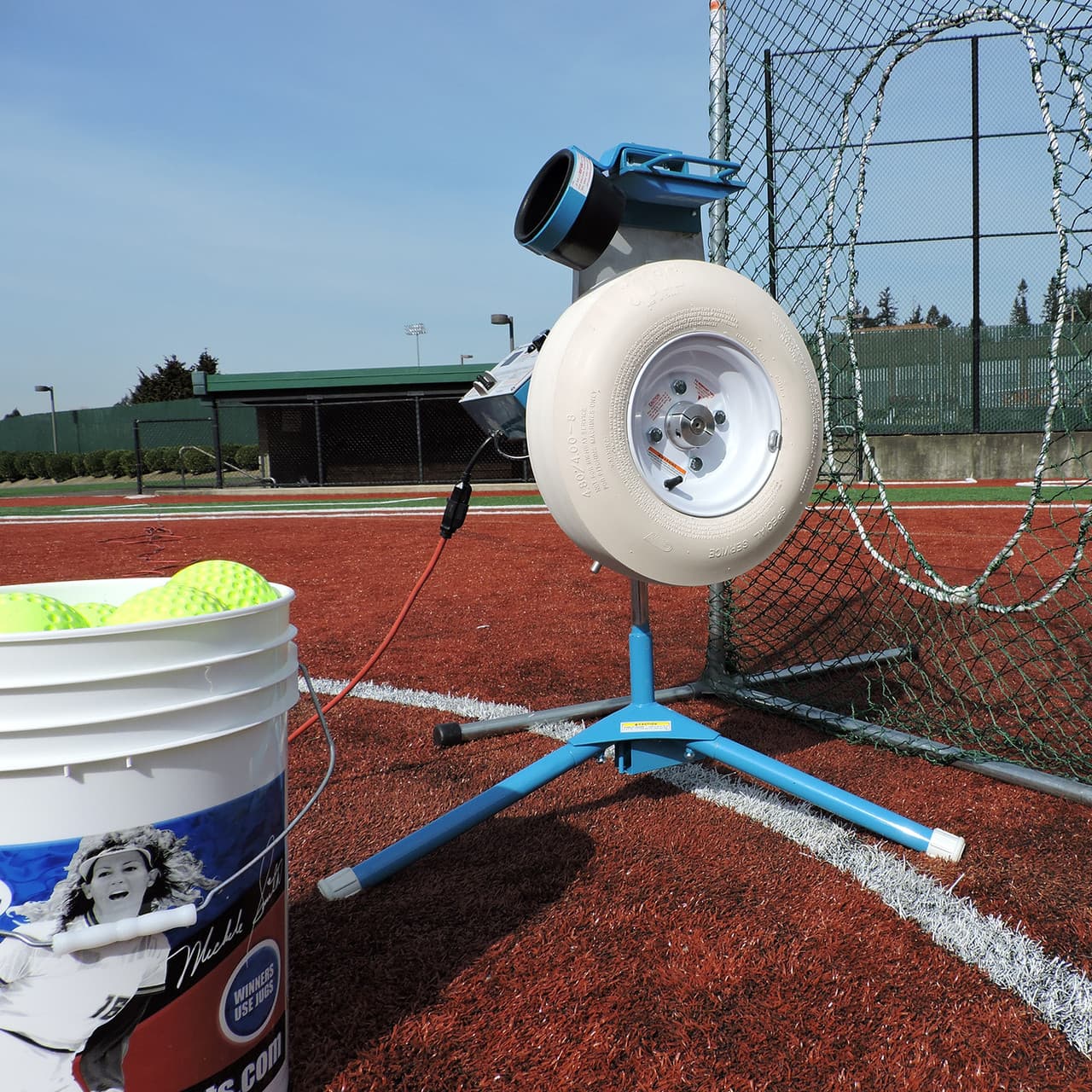 Changeup Super Softball Pitching Machine