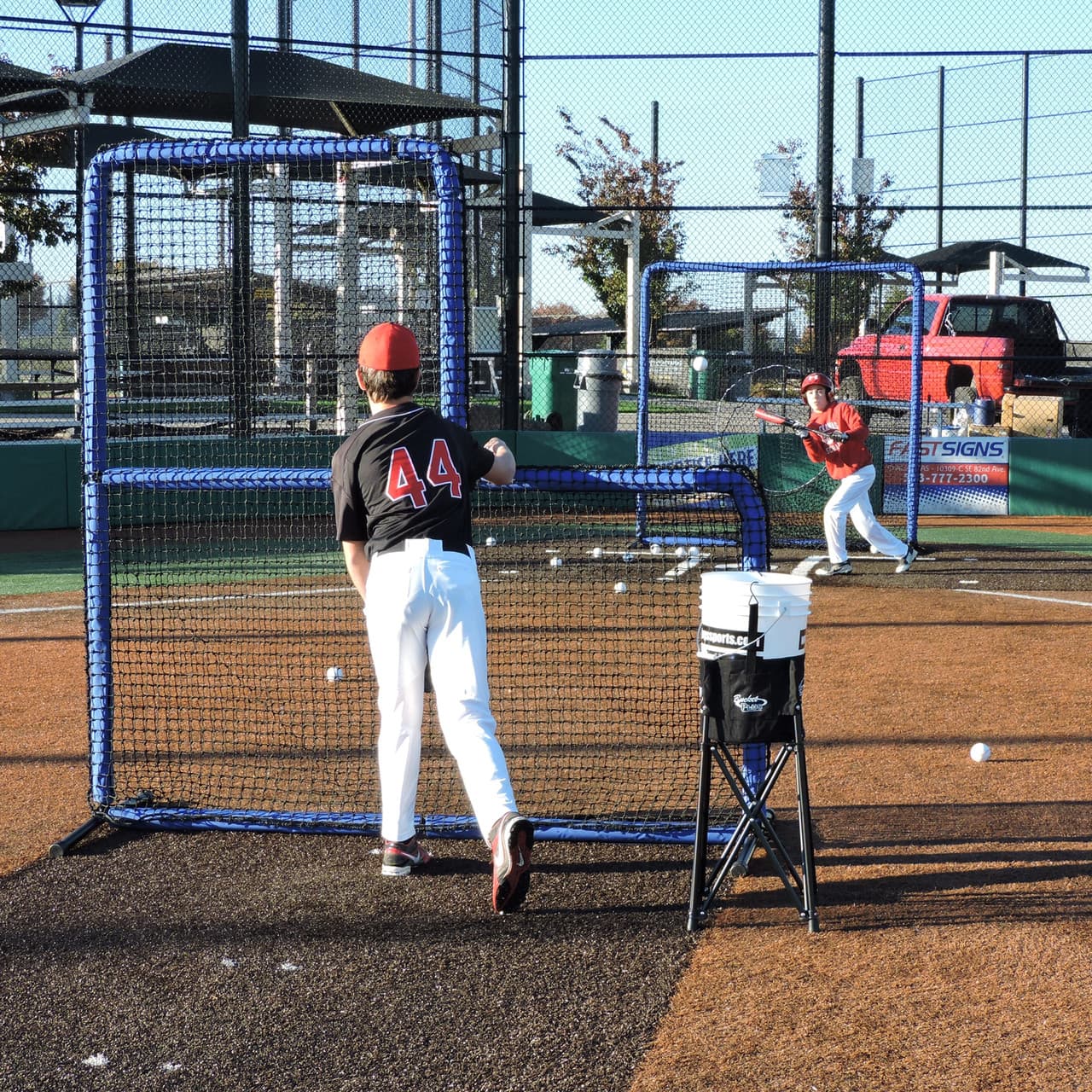 Protector Blue Series L-Shaped Pitchers Screen